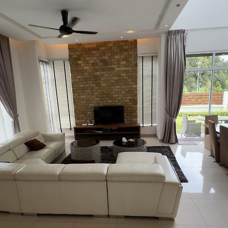Zinnia Residence Tanah Rata Cameron Highlands Exterior photo